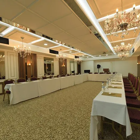 Hotel Nadir Business 3*