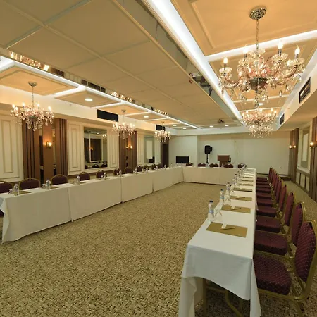 Nadir Business Hotel 3*