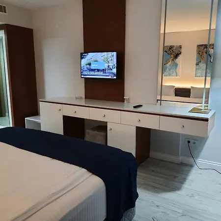 Hotel Nadir Business