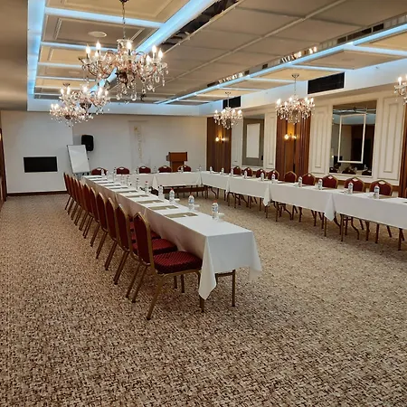 Nadir Business Hotel