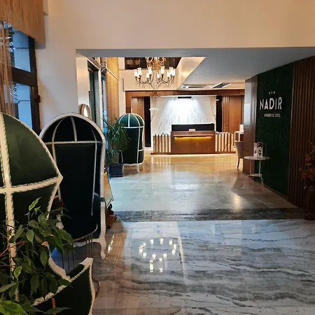 Hotell Nadir Business