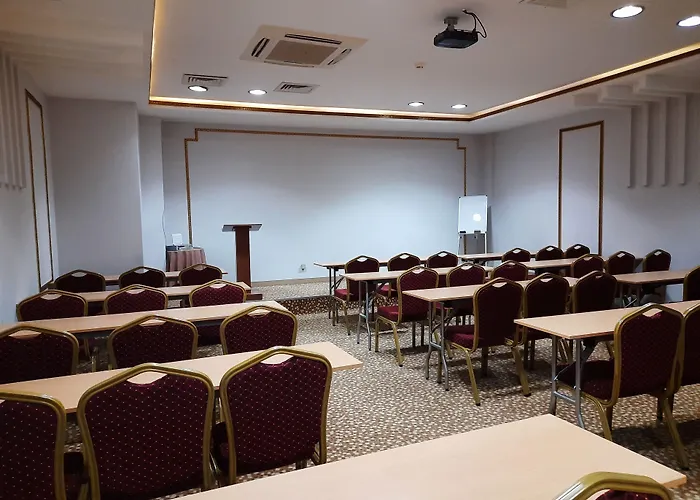 Hotel Nadir Business 3*